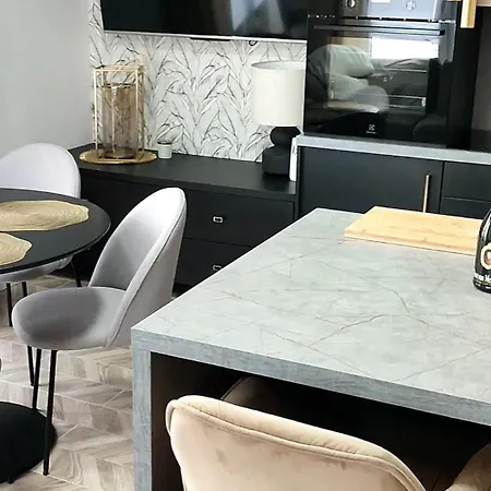 Golden Cliff Horizonpark دجيفنوفيك